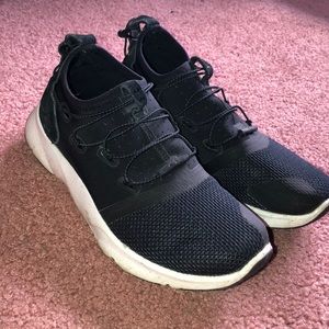 Women’s under armour shoes